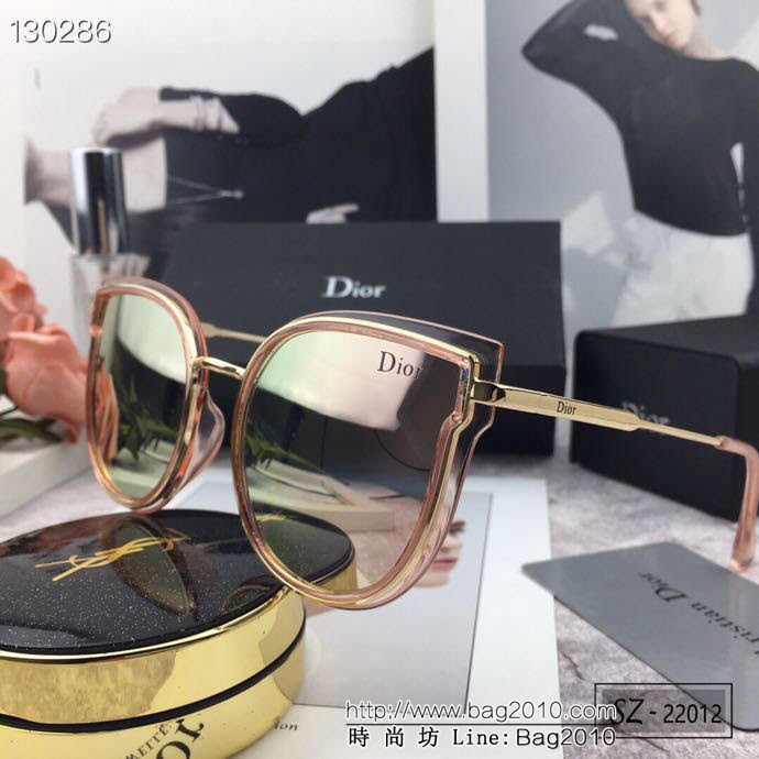 DIOR-迪奧 2019新款 太陽鏡 減輕強光負擔 遮擋有害光線防輻射 出行旅遊必備品 22012  lly1729